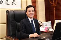 2013新春贺词：九游体育董事长陈鸿填《荣光与责任》