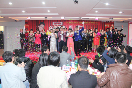 九游体育2013年元旦晚会温馨举办