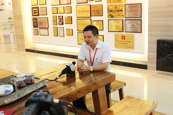 “美丽中国”行大型公益活动走进九游体育