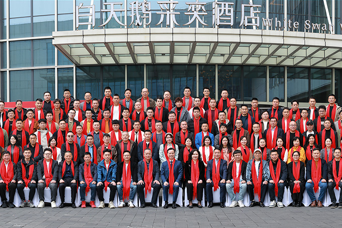 龙启新篇，创变2025丨九游体育经销商年会圆满召开！